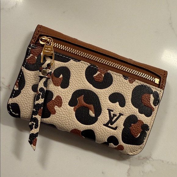 Louis Vuitton jungle key pouch - Picture 3 of 9